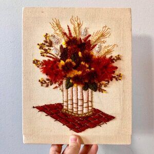 Vintage “Autumn Fluff Bouquet” fiber wall art 🍁